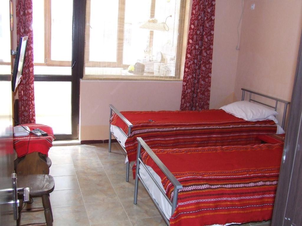 Asparuhov Guest Rooms And Apartments فارنا الغرفة الصورة
