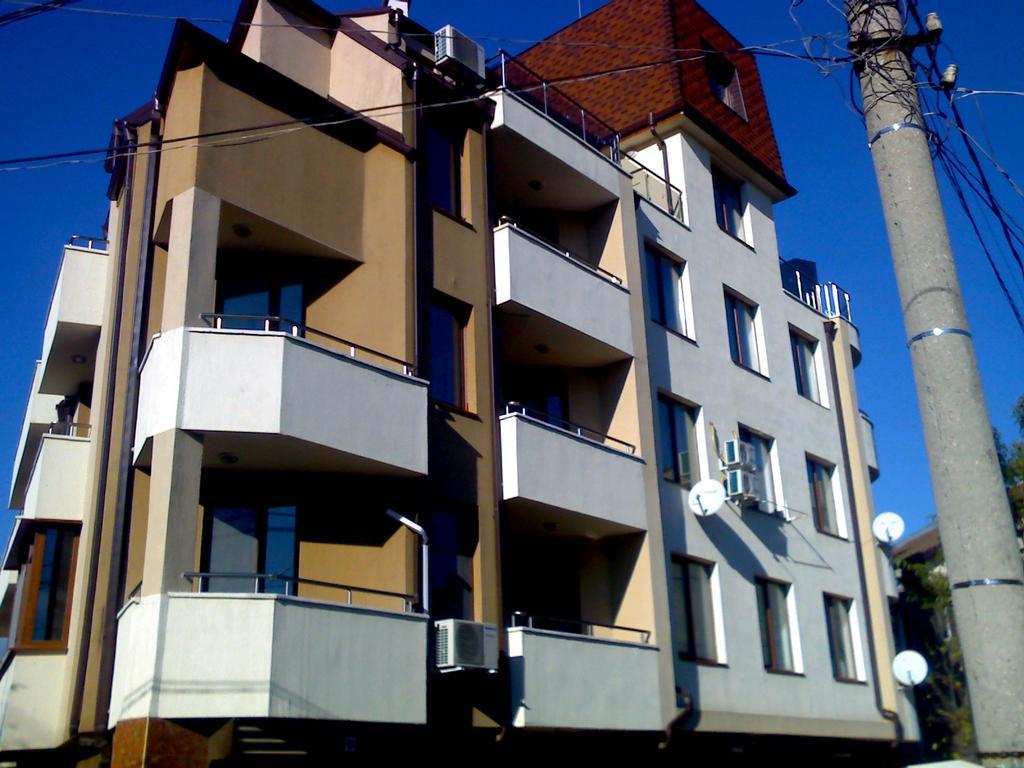 Asparuhov Guest Rooms And Apartments فارنا المظهر الخارجي الصورة