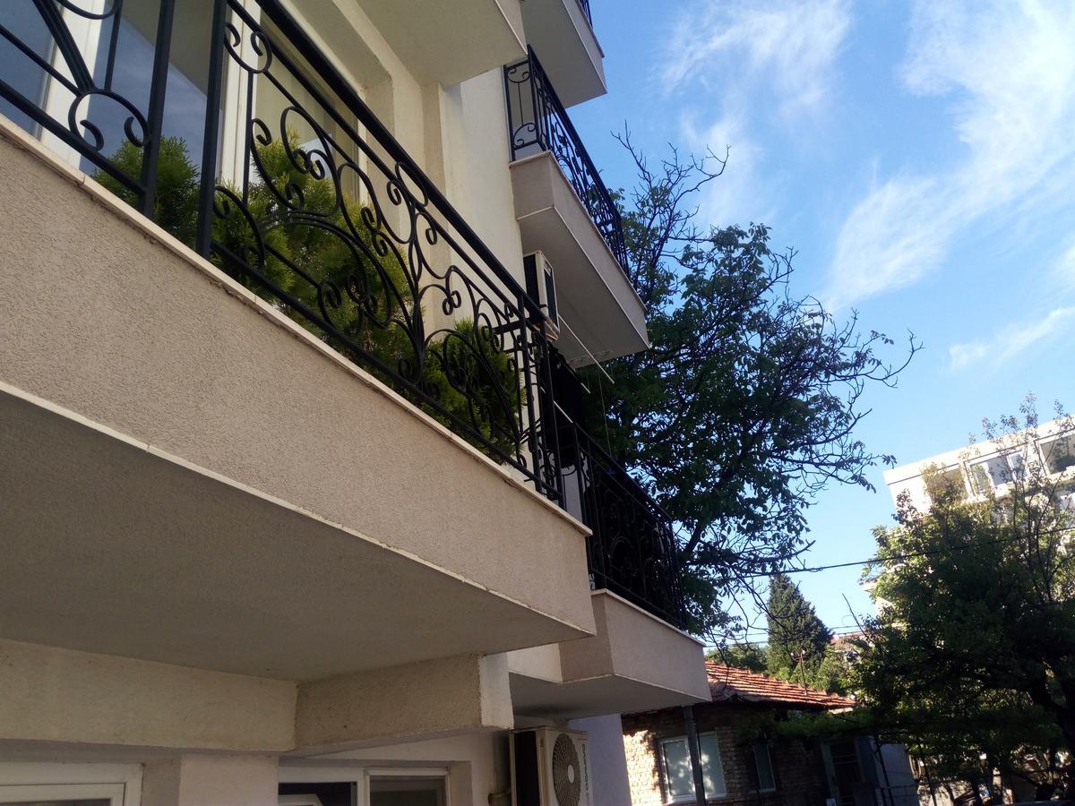 Asparuhov Guest Rooms And Apartments فارنا المظهر الخارجي الصورة