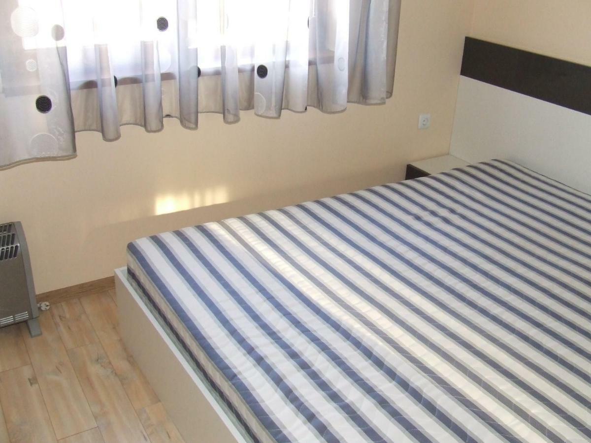Asparuhov Guest Rooms And Apartments فارنا المظهر الخارجي الصورة