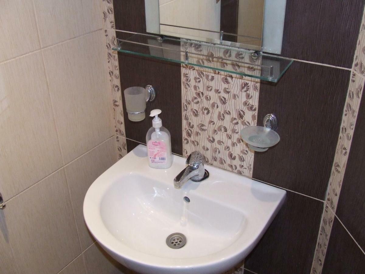 Asparuhov Guest Rooms And Apartments فارنا المظهر الخارجي الصورة